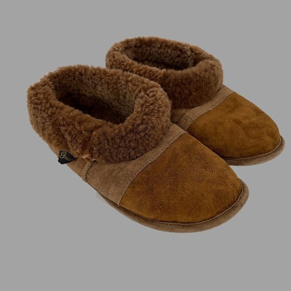 GRAVEL FOURRURES Made in Canada Brown Suede Slippers With Sheepskin Lining 7 - Picture 1 of 13